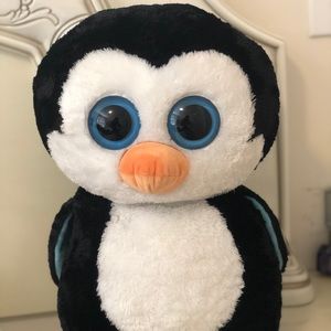 Freeze the penguin! 😍